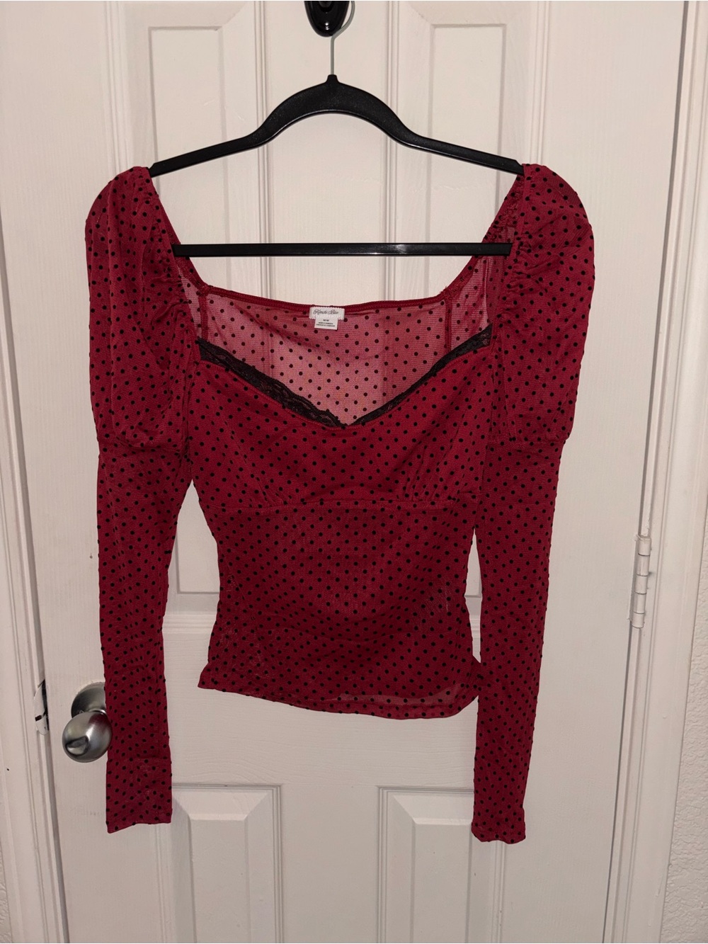 Red Polka Dot Puff-Sleeve Mesh Top - Urban outfitters
